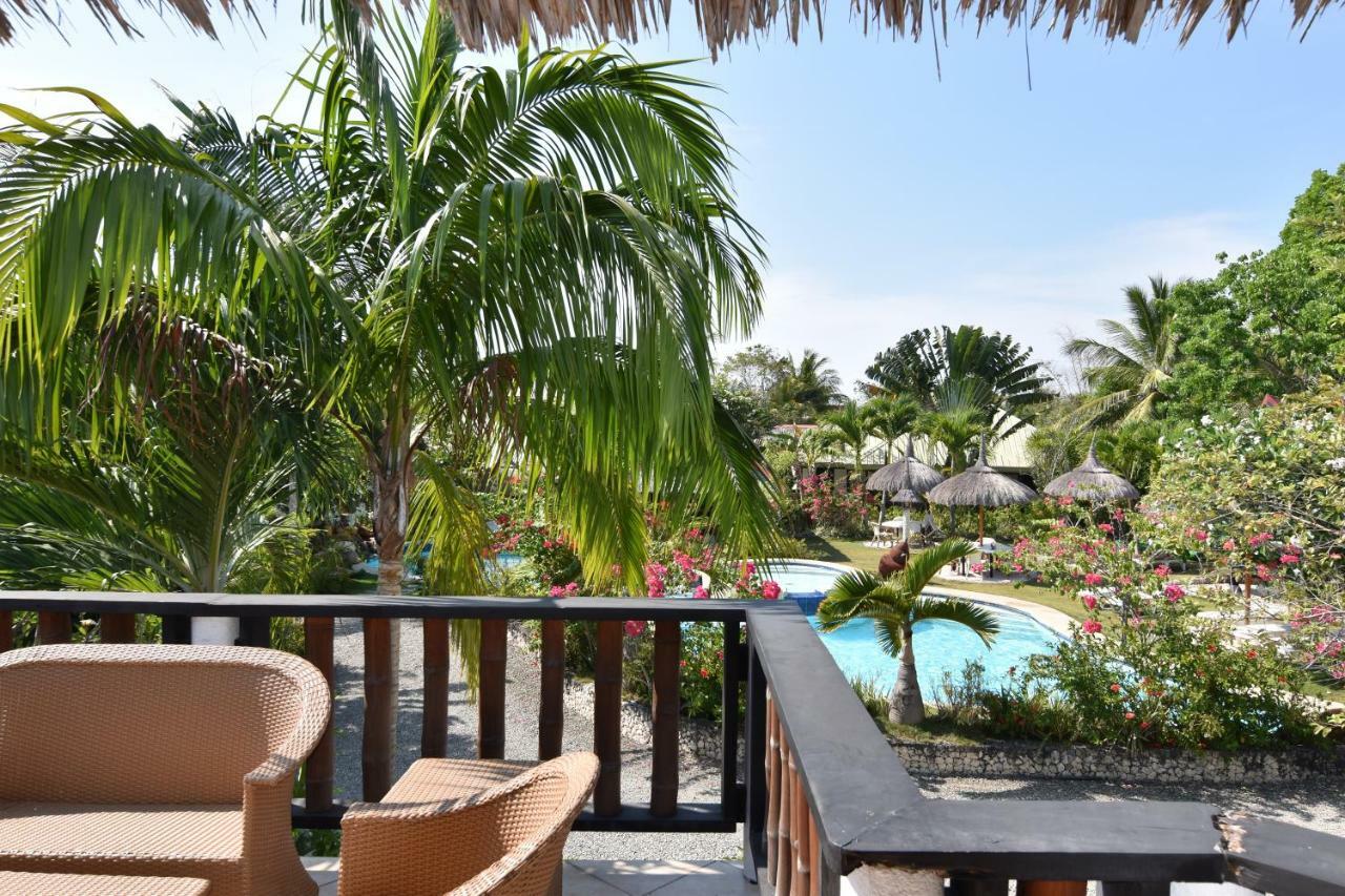 Dolphin House Resort Moalboal Exterior foto